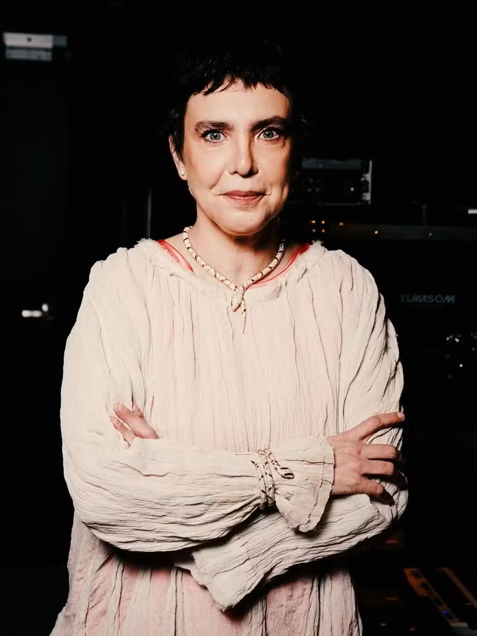 Adriana Calcanhotto debate a poesia na criação da canção em encontro no Rio